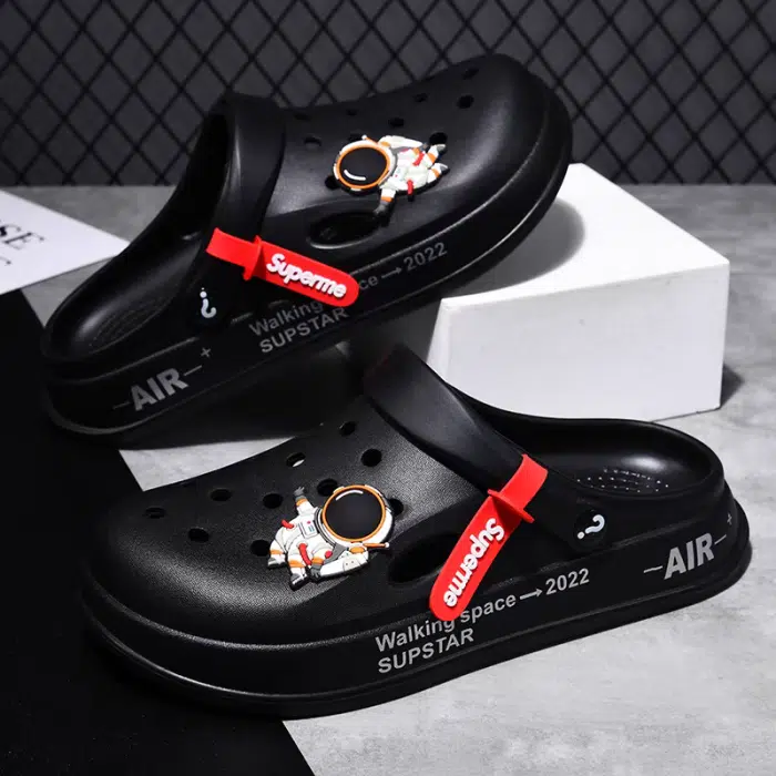 Astronaut-Themed Clogs – Comfortable Lightweight Slip-On Sandals