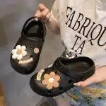 Flower-Themed Clogs – Lightweight Slip-On Sandals with Floral Design