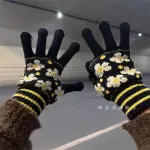 Cute Woolen Hand Gloves